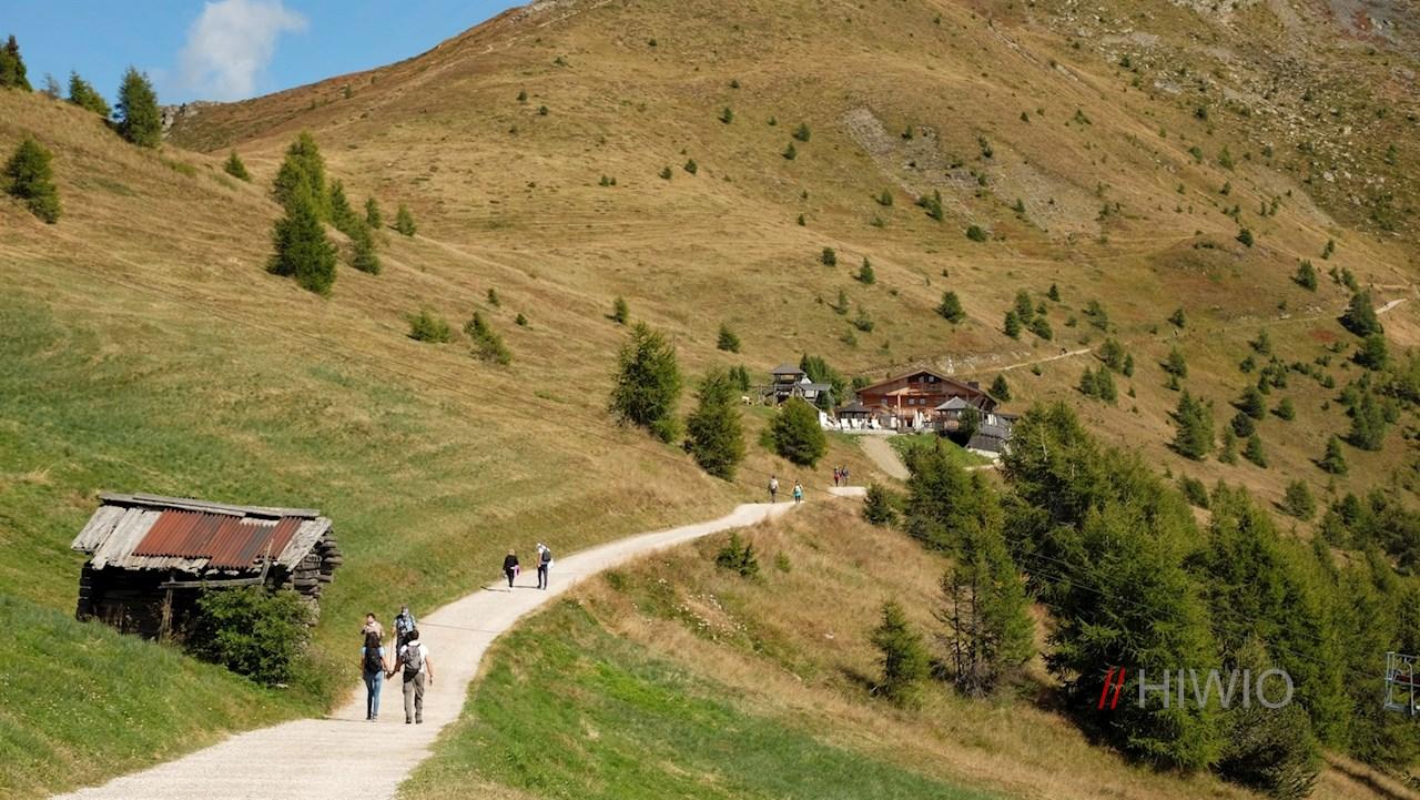 With buggy: From the monte elmo to the Gallo Cedrone hut