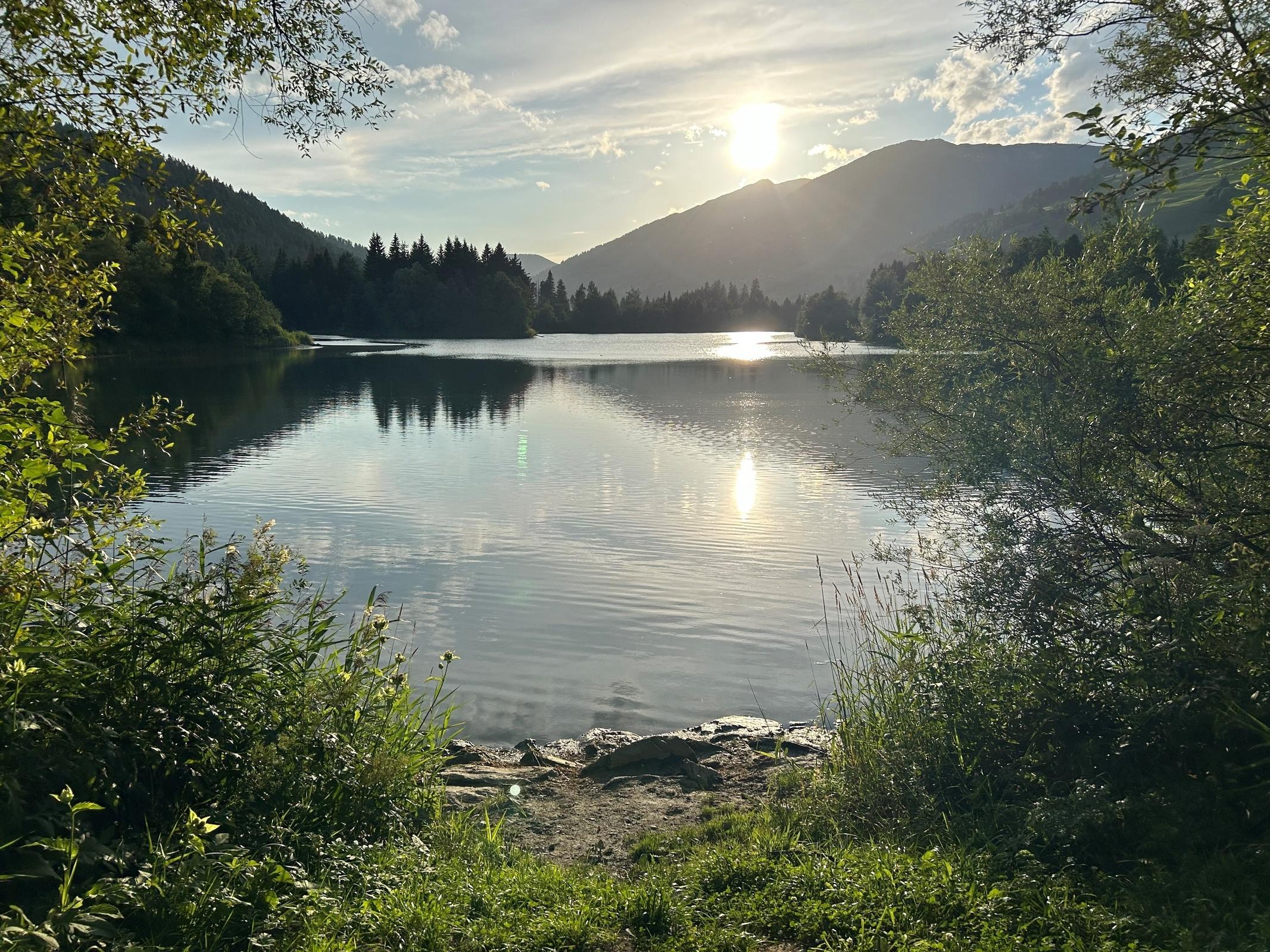 Directly from our family resort Feriendorf Hochpustertal: To the Tassenbach Lake