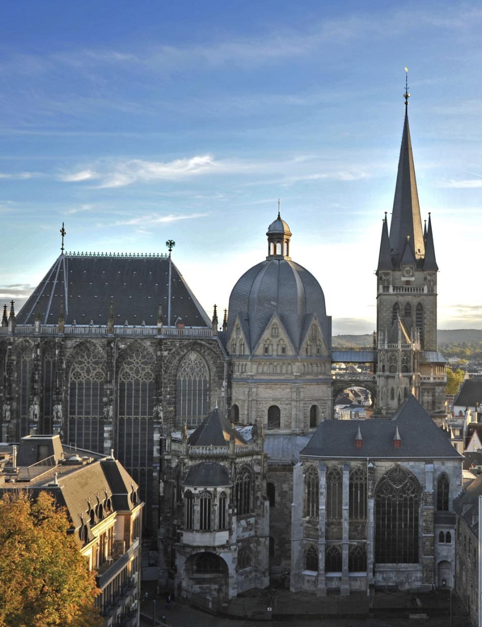 Colorful World Heritage Site: Aachen Cathedral