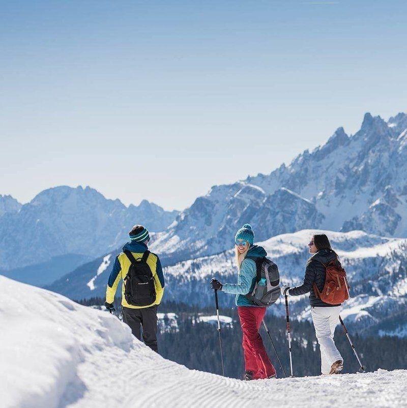 Winter and snowshoe hikes: 3 Zinnen Dolomites