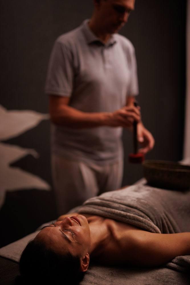 DEEP RELAX | Rallenta, rilassa in profondità ed elimina lo stress.