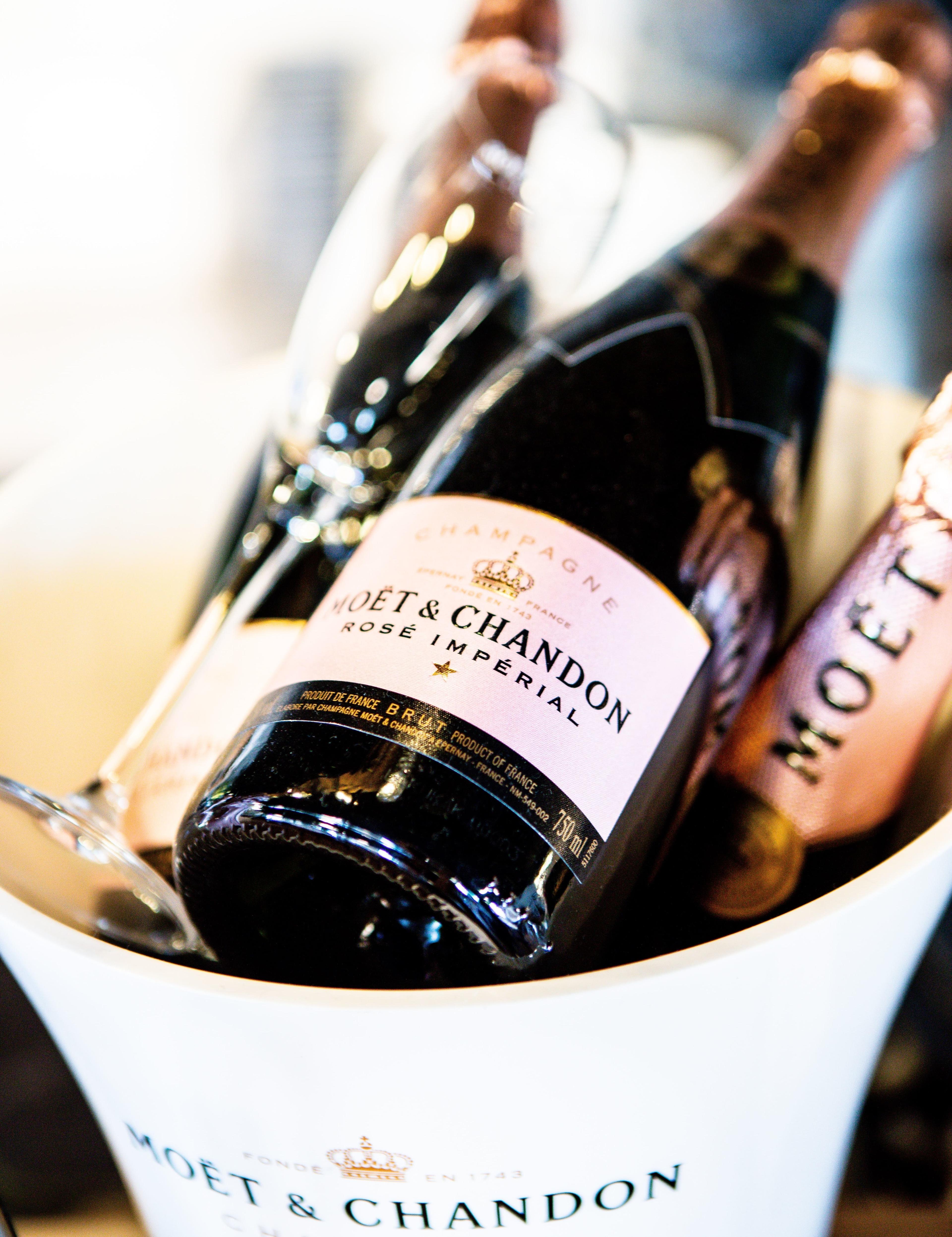 CHAMPAGNER