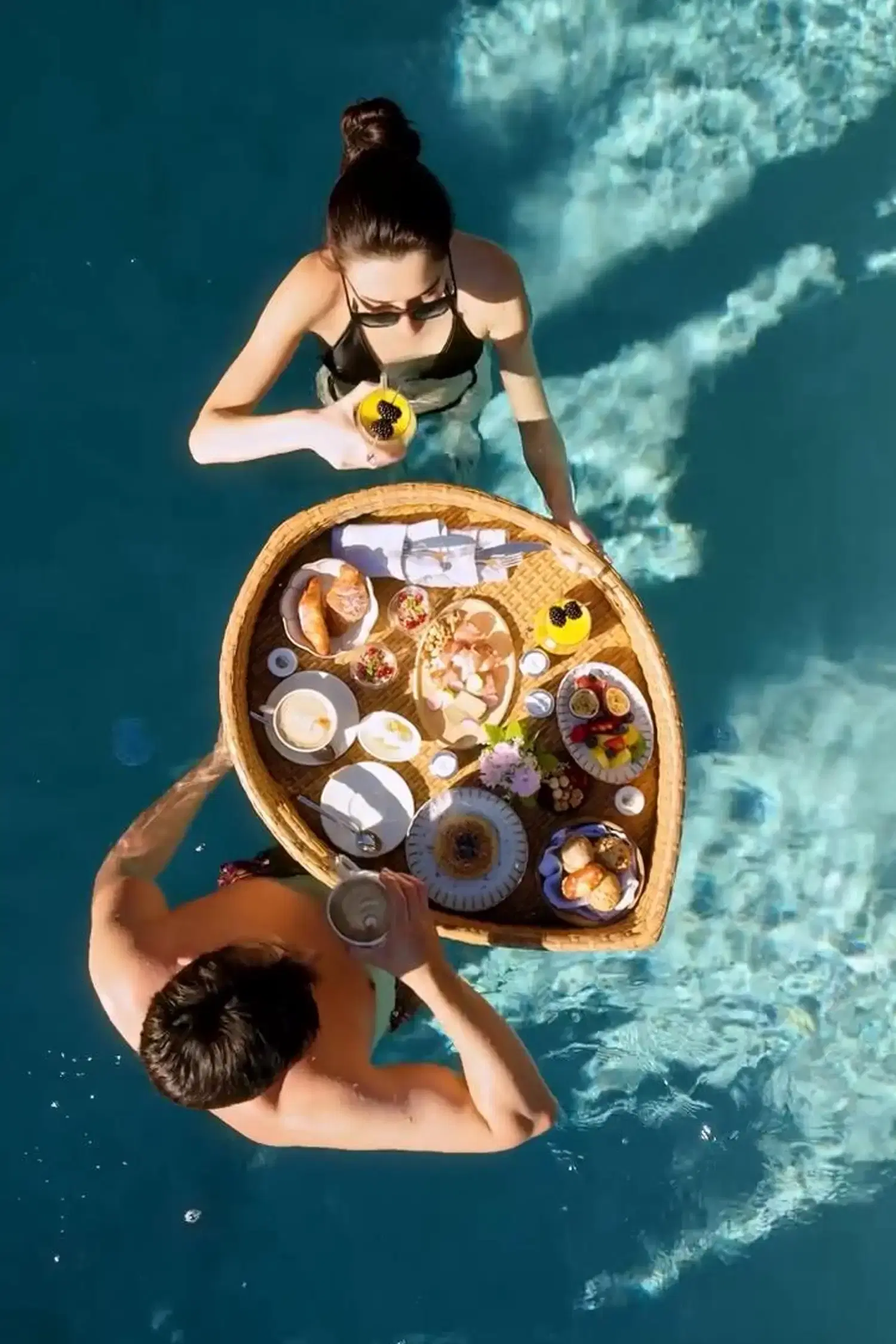 Floating Breakfast