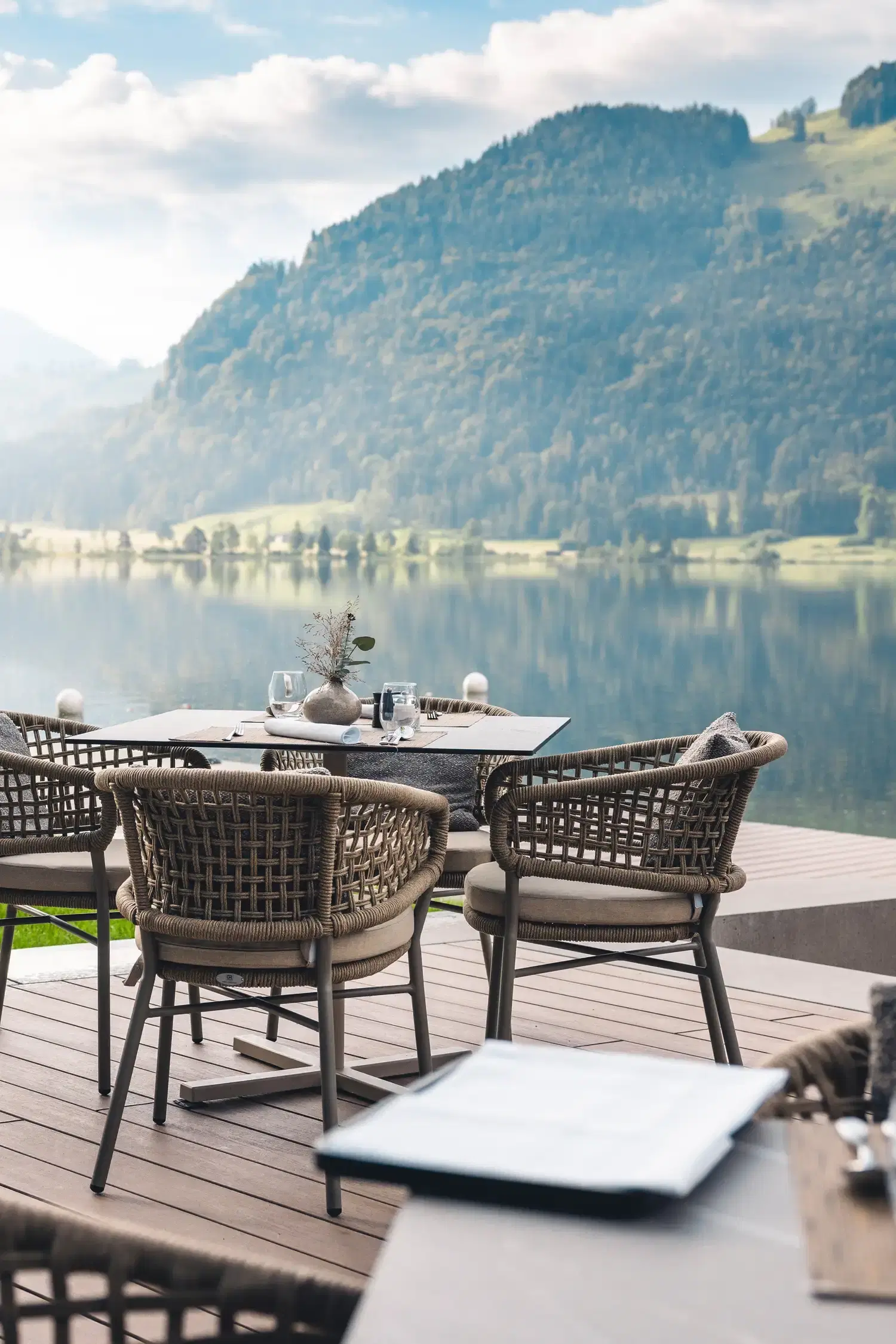 Sundowner mit Live Musik oder DJ-Sounds im Das Lakes