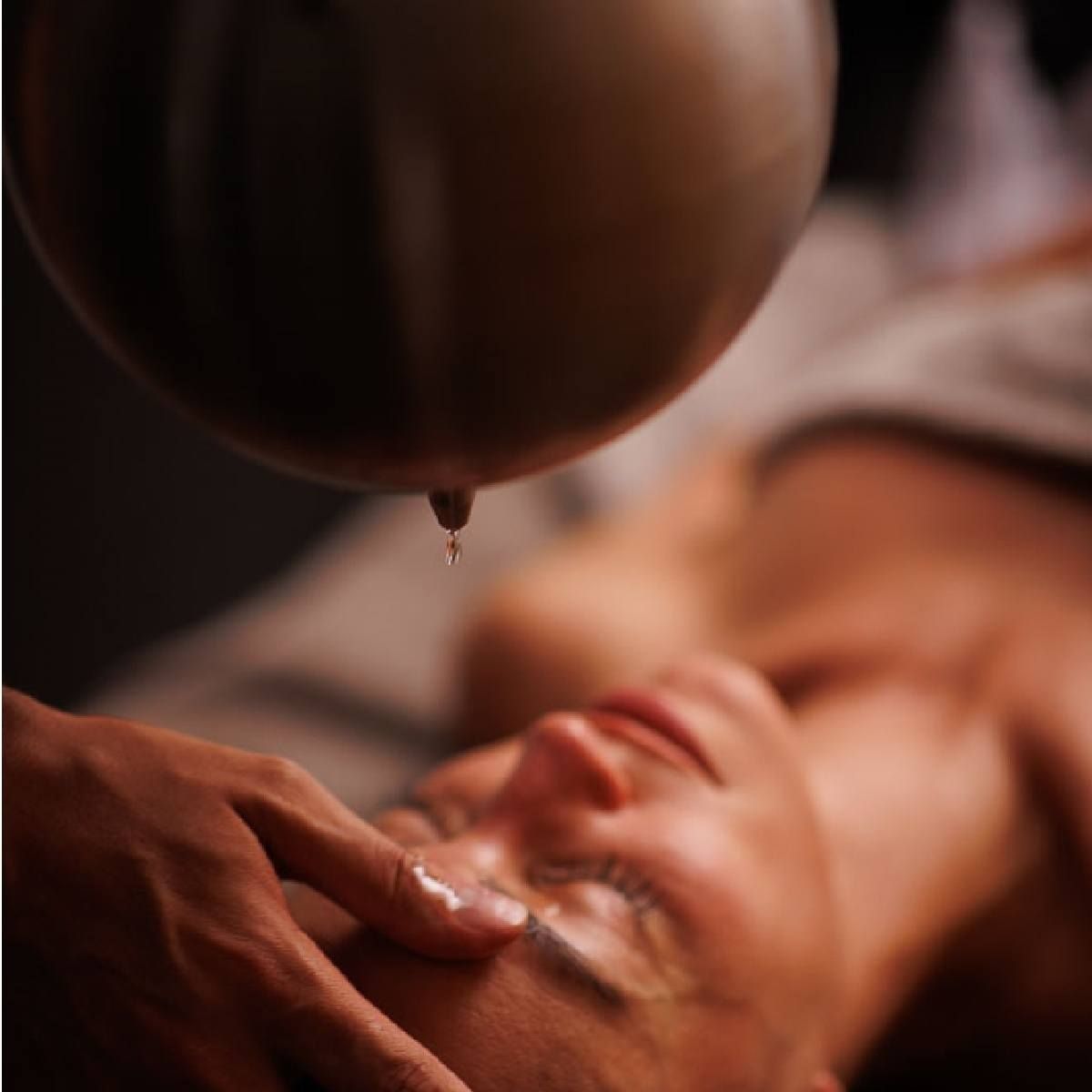 AYURVEDA MASSAGEN