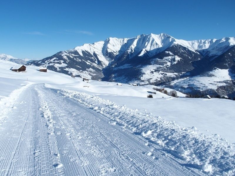 Genuss-Schneeschuhtour mit "Marenda" Picknick
