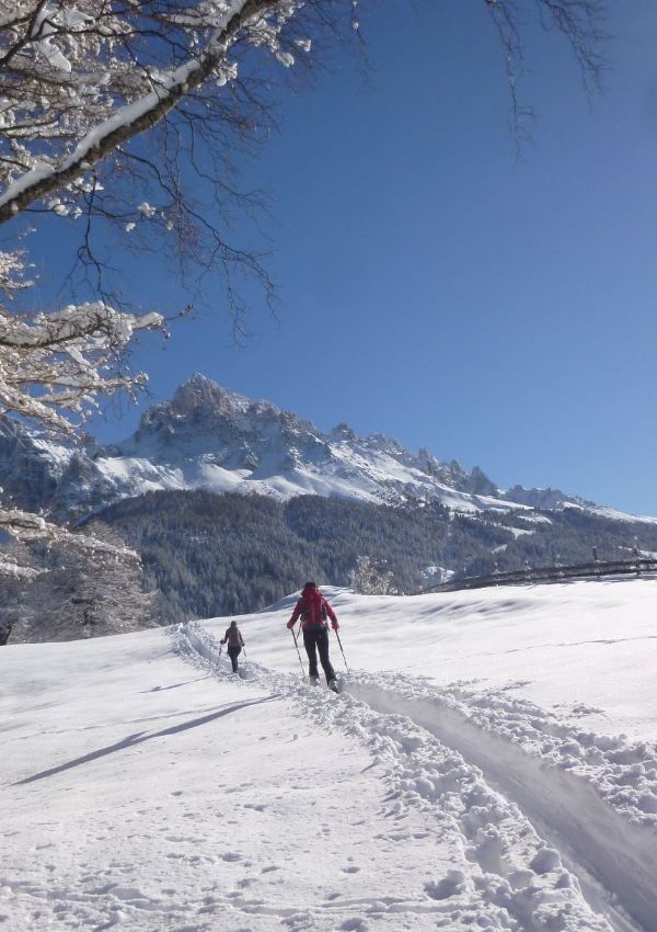 Mit Schneeschuhen durch die Dolomiten