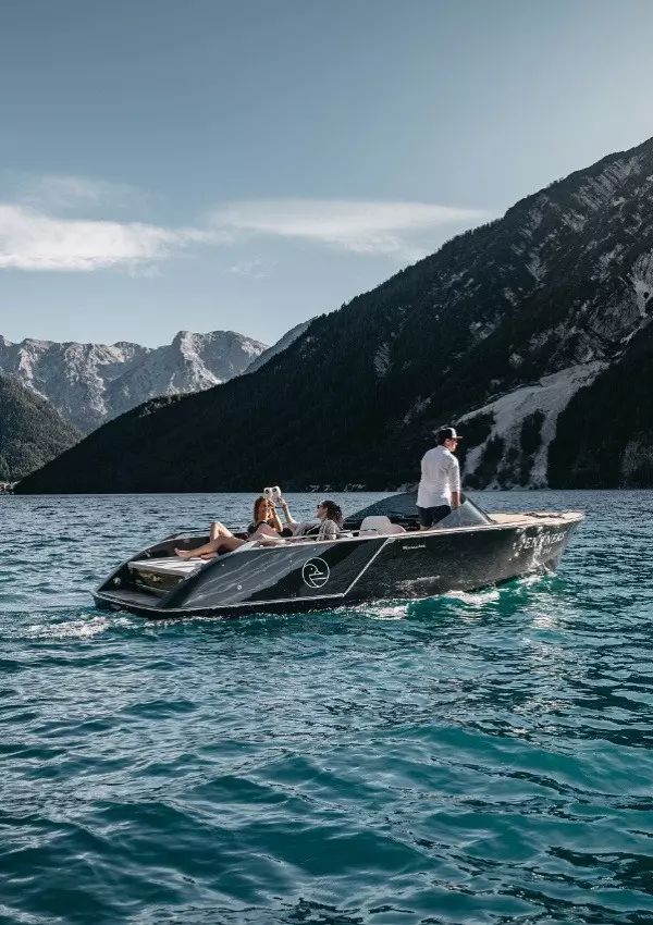 Best Friend Day - Girls Trip on the Lake  