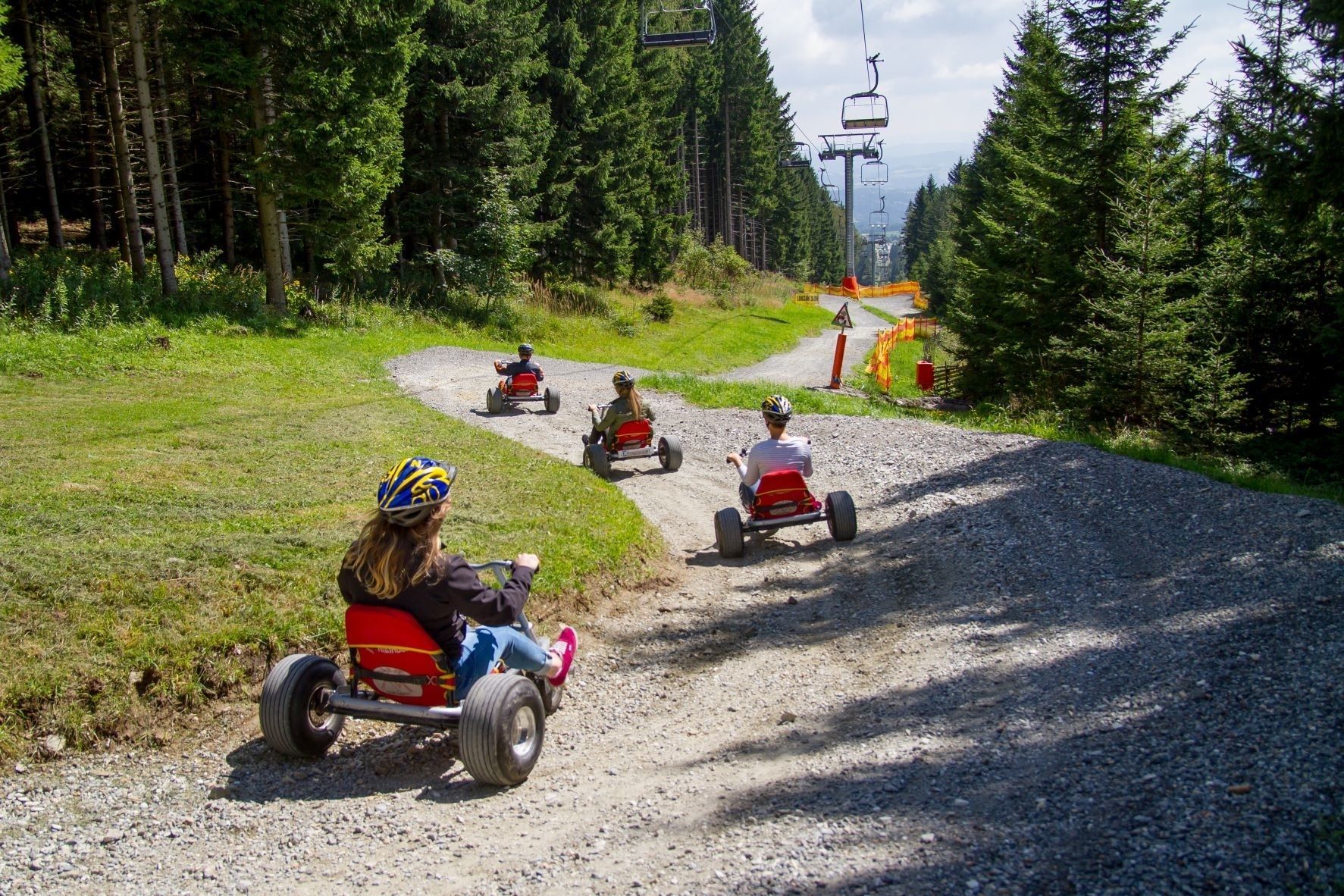 Roller- und Mountaincartfahren auf der Erlebnisalm