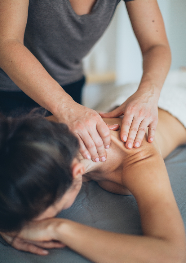 Tiefen Entspannung Massage im Wellnesshotel Rehbach