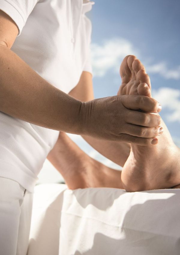 Detox-Fußreflexzonenmassage mit Wadenwickel