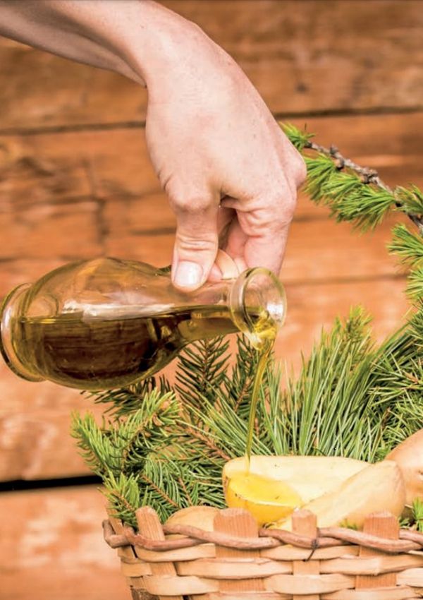 Wirbelsäulenmassage mit Johannisöl