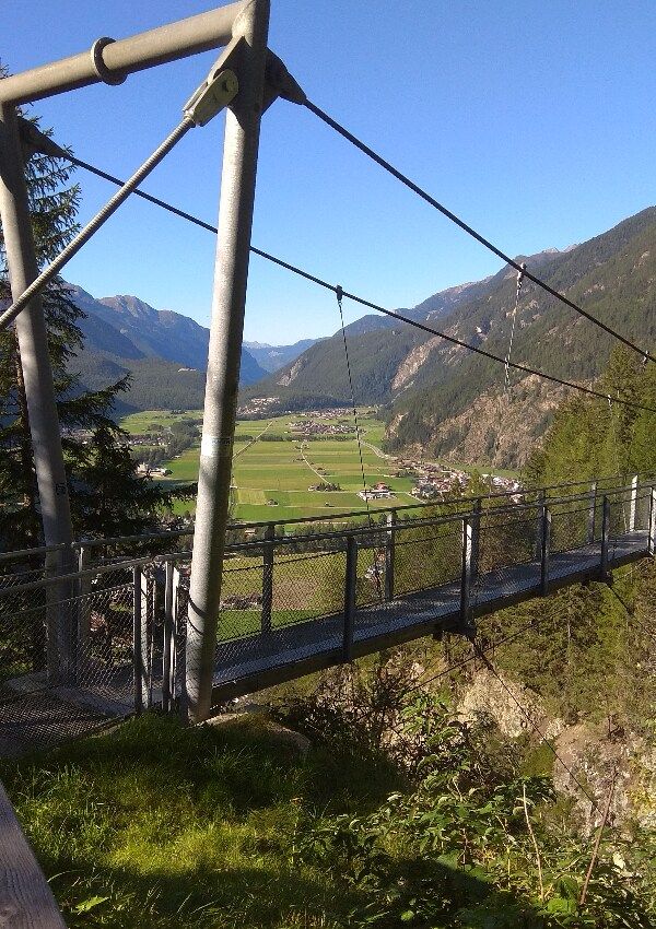 Meine Wanderempfehlung : Längenfeld Hängebrücke