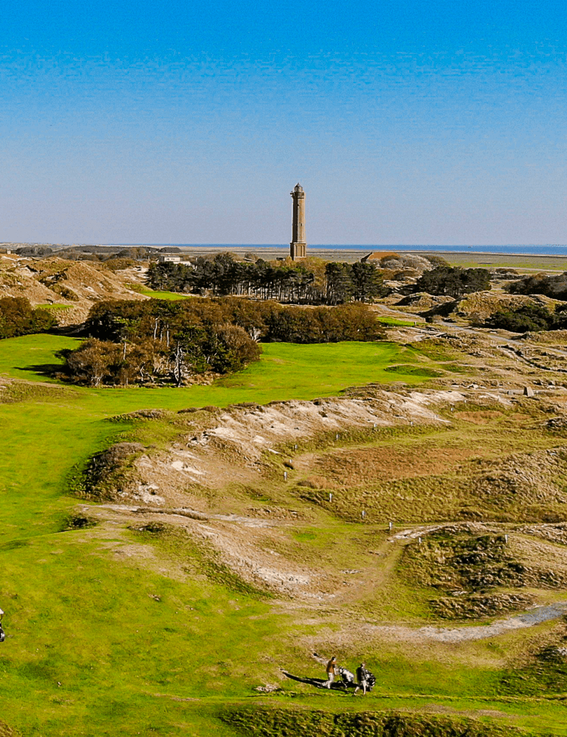 Golf on the island 