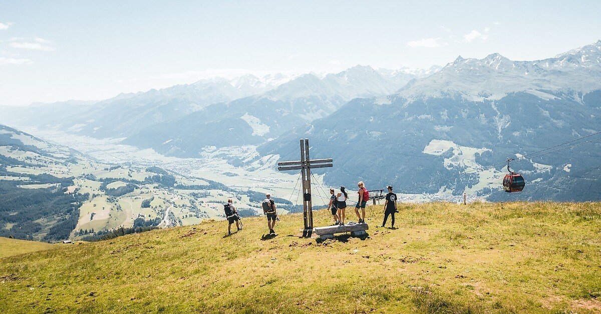 Zum Gipfel des Resterkogels
