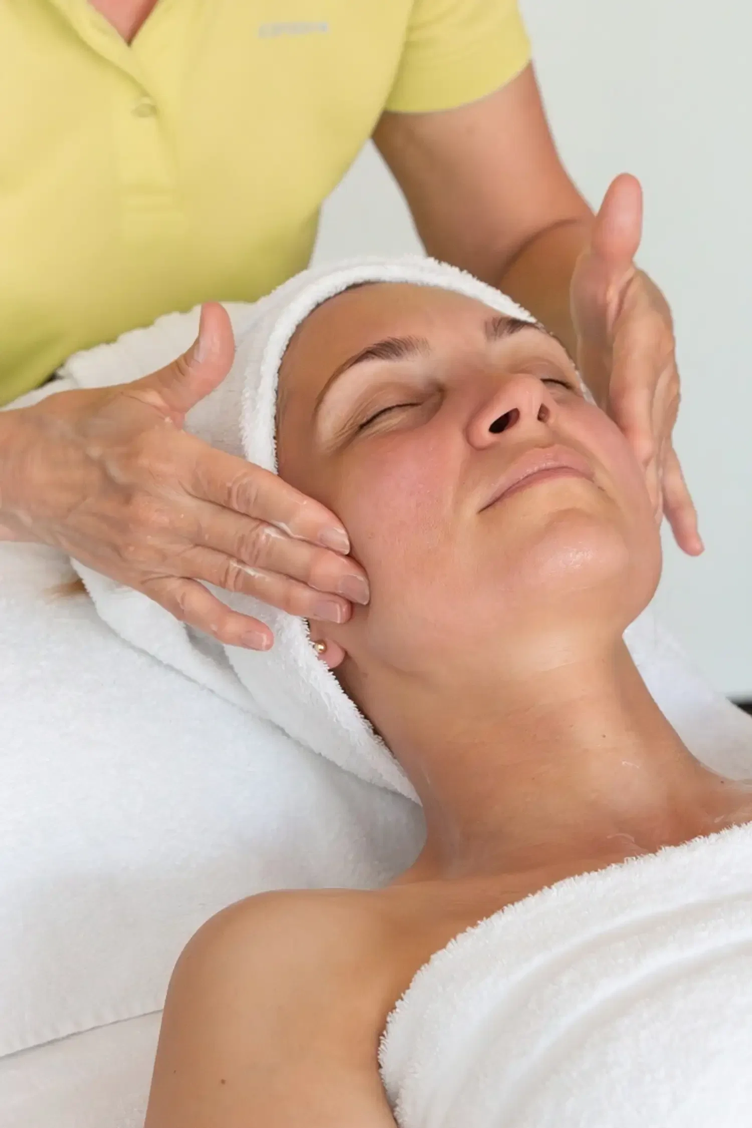 Shiatsu Facial Massage
