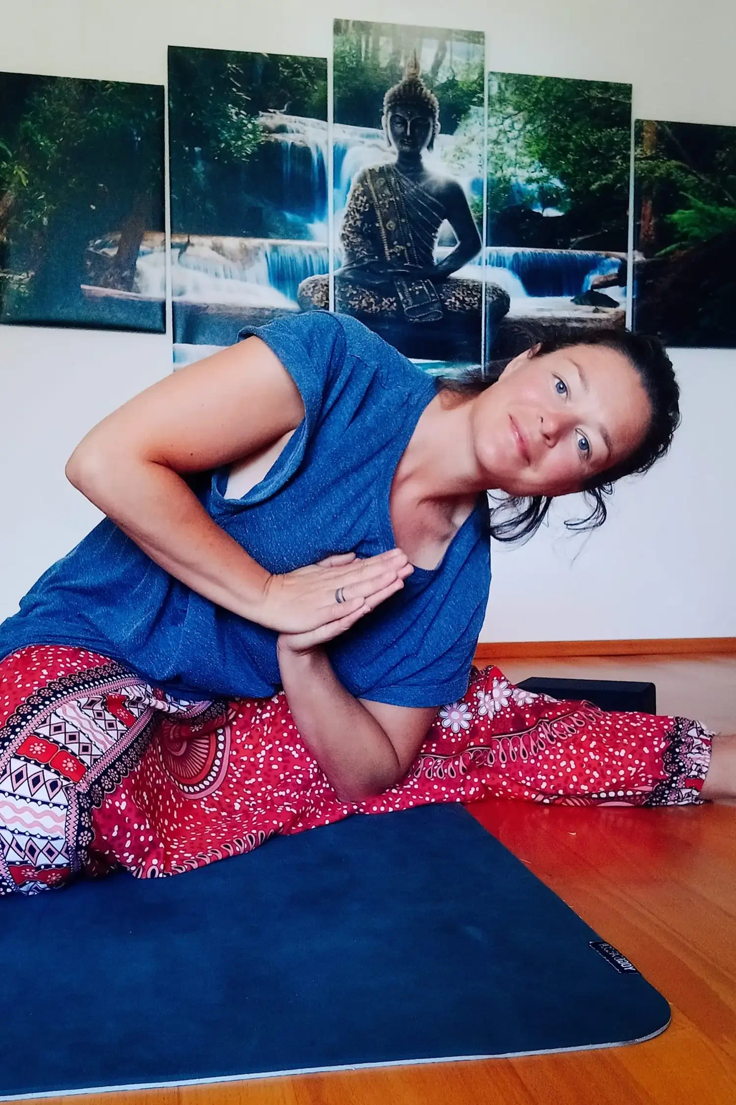 TIME 4 TWO - Yogastunde mit Angelika – Raus aus dem Kopf, rein in den Flow