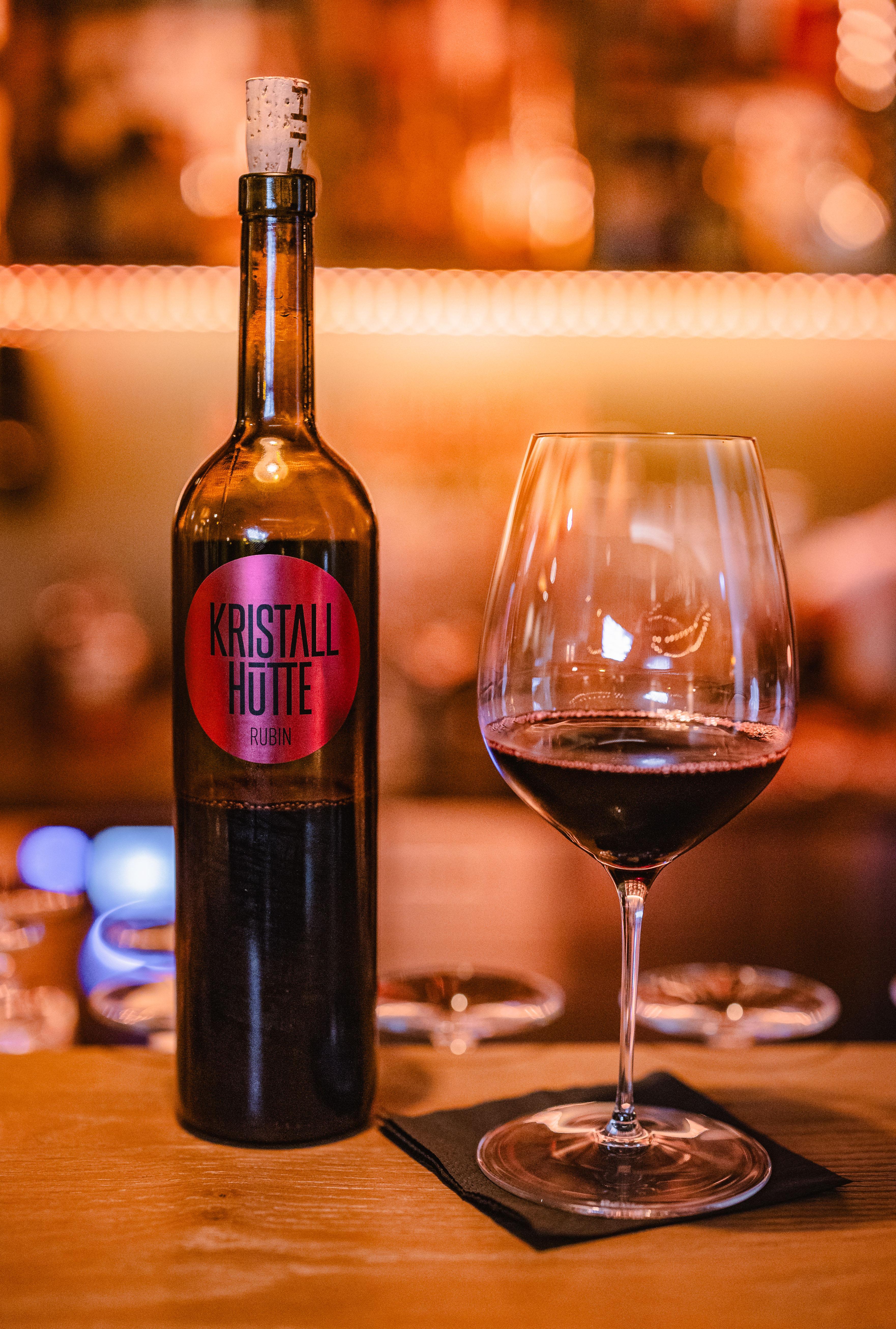 TOGETHER Wine Tasting - magic in your glass (25,-/Person)