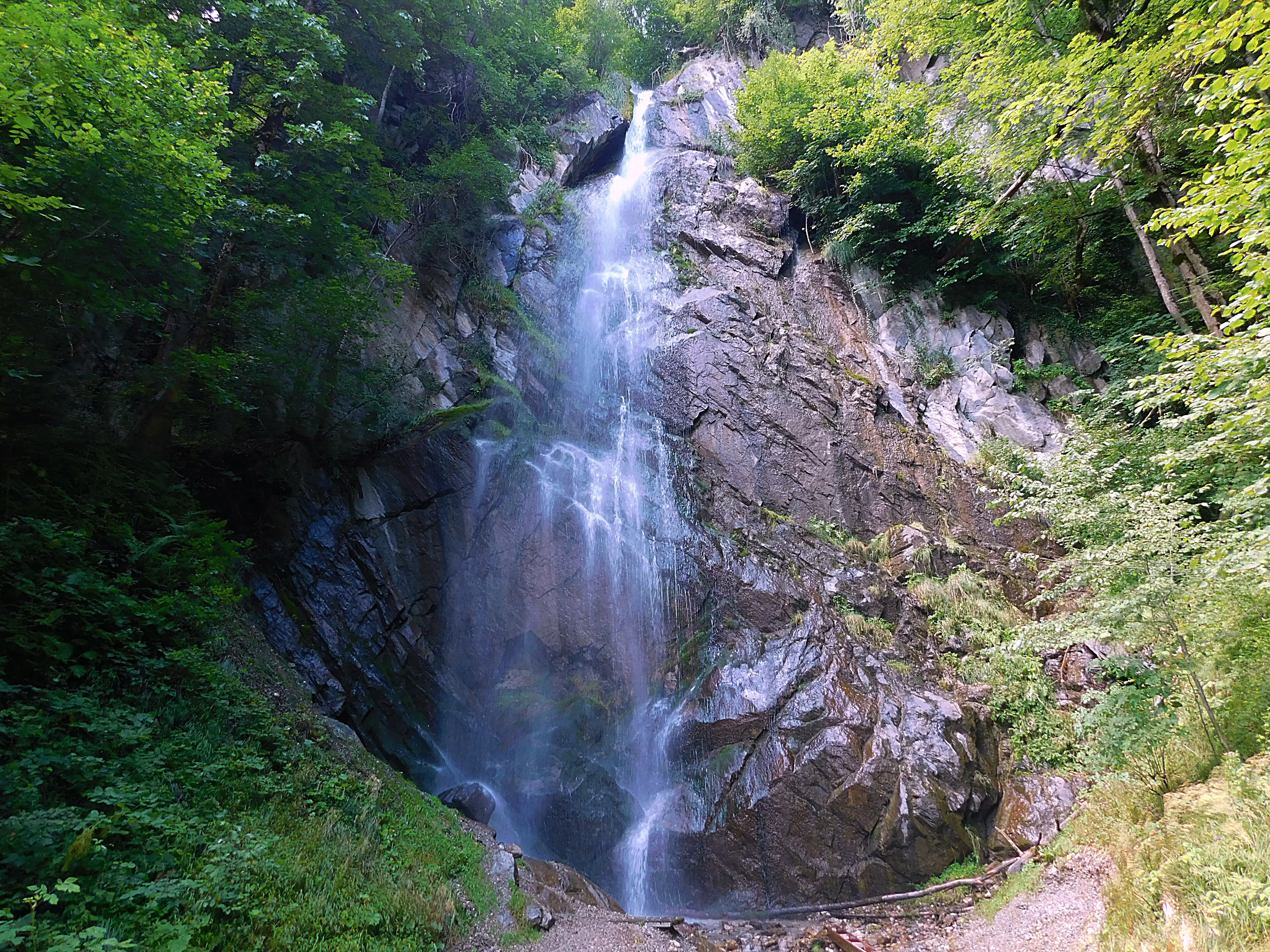 Zimmereben & Wasserfall & Gumpen Wanderung mit Nili