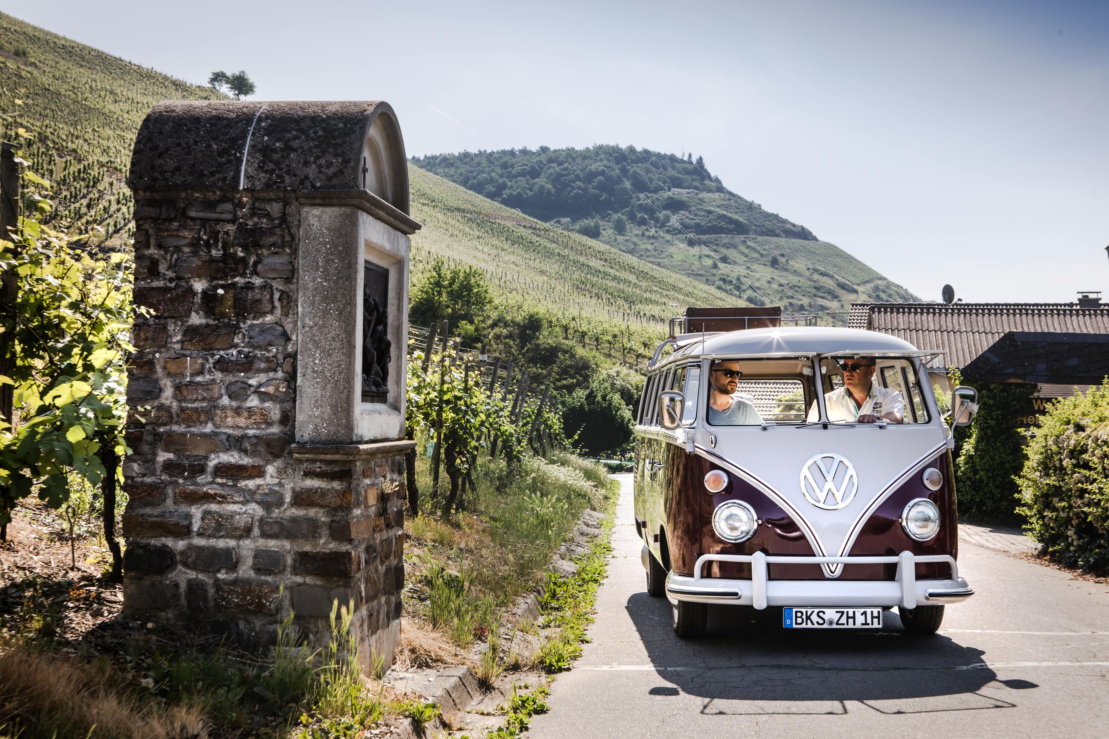 Moselle Classic Tour through the vineyards