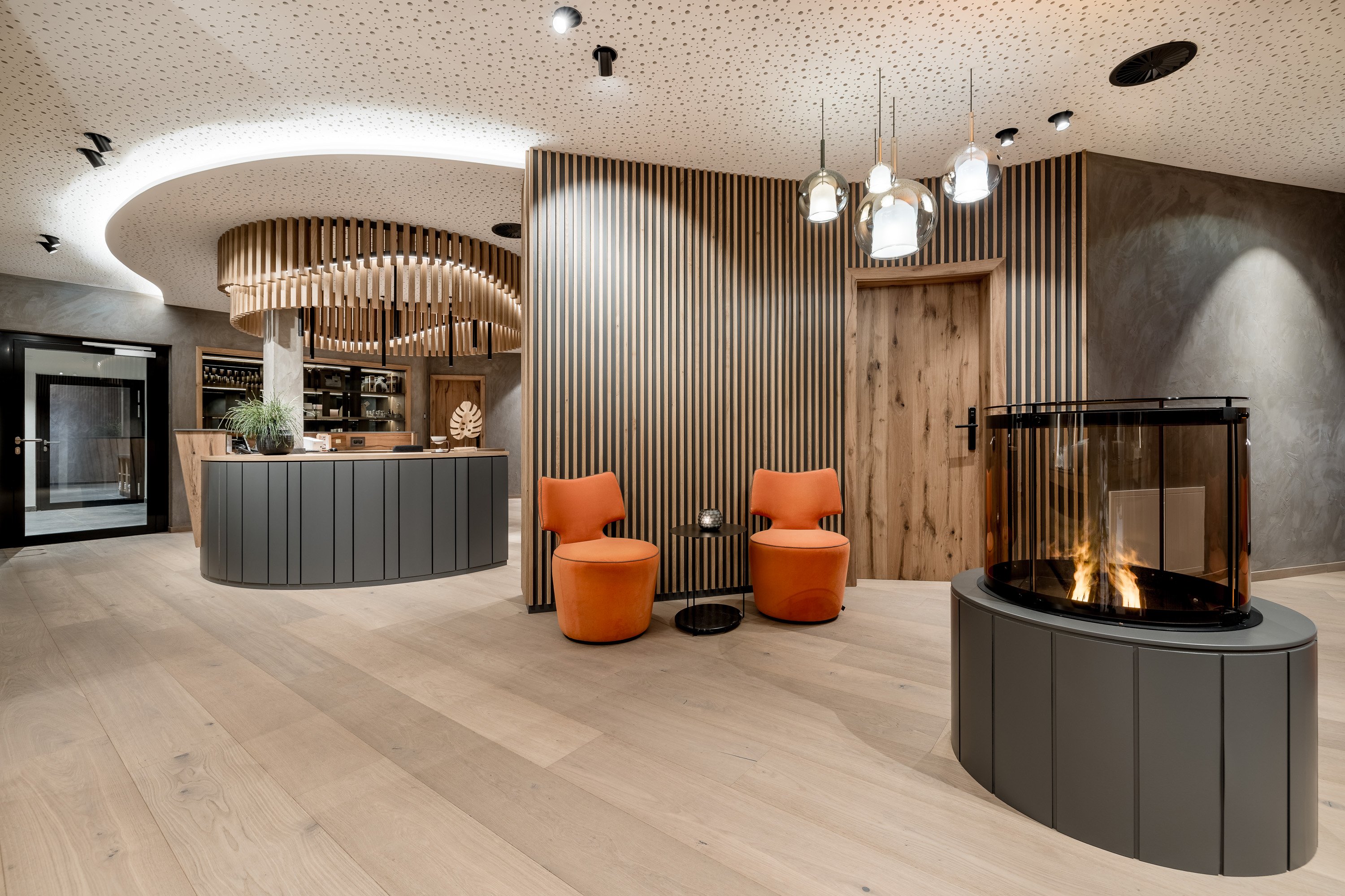 Welcome to Summit Beauty & massage