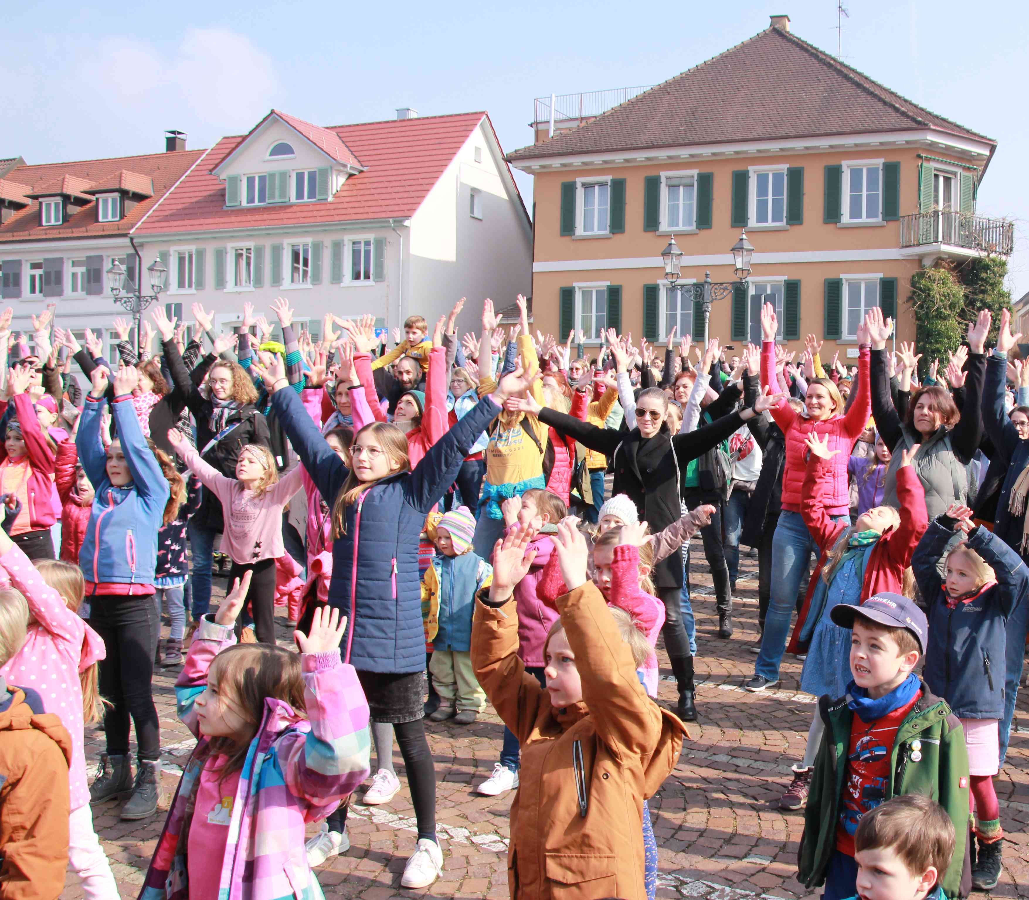 One Billion Rising - weltweiter Aktionstag: Flashmob, Livemusik und Kundgebung