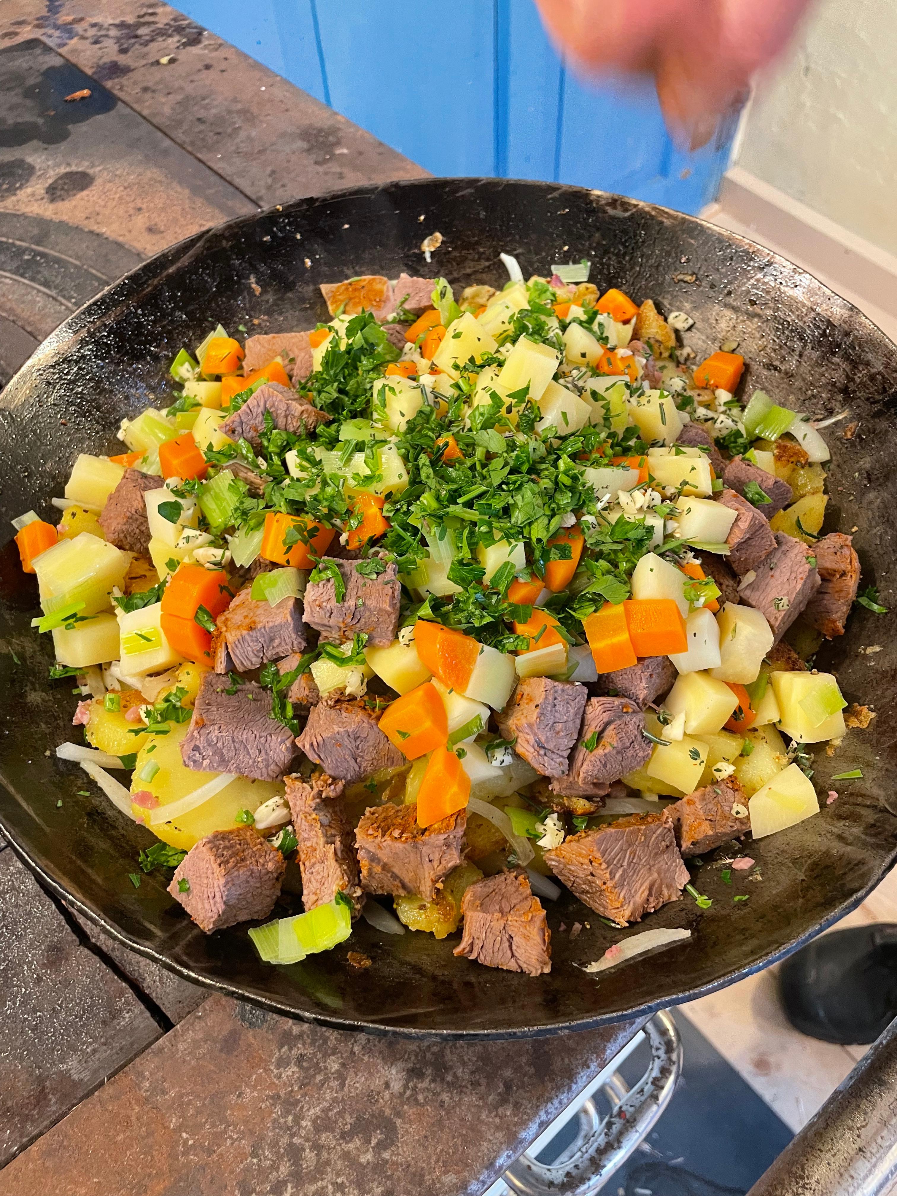 Kochen am alten Herd (wie früher - wer es kennt)Floras Haus