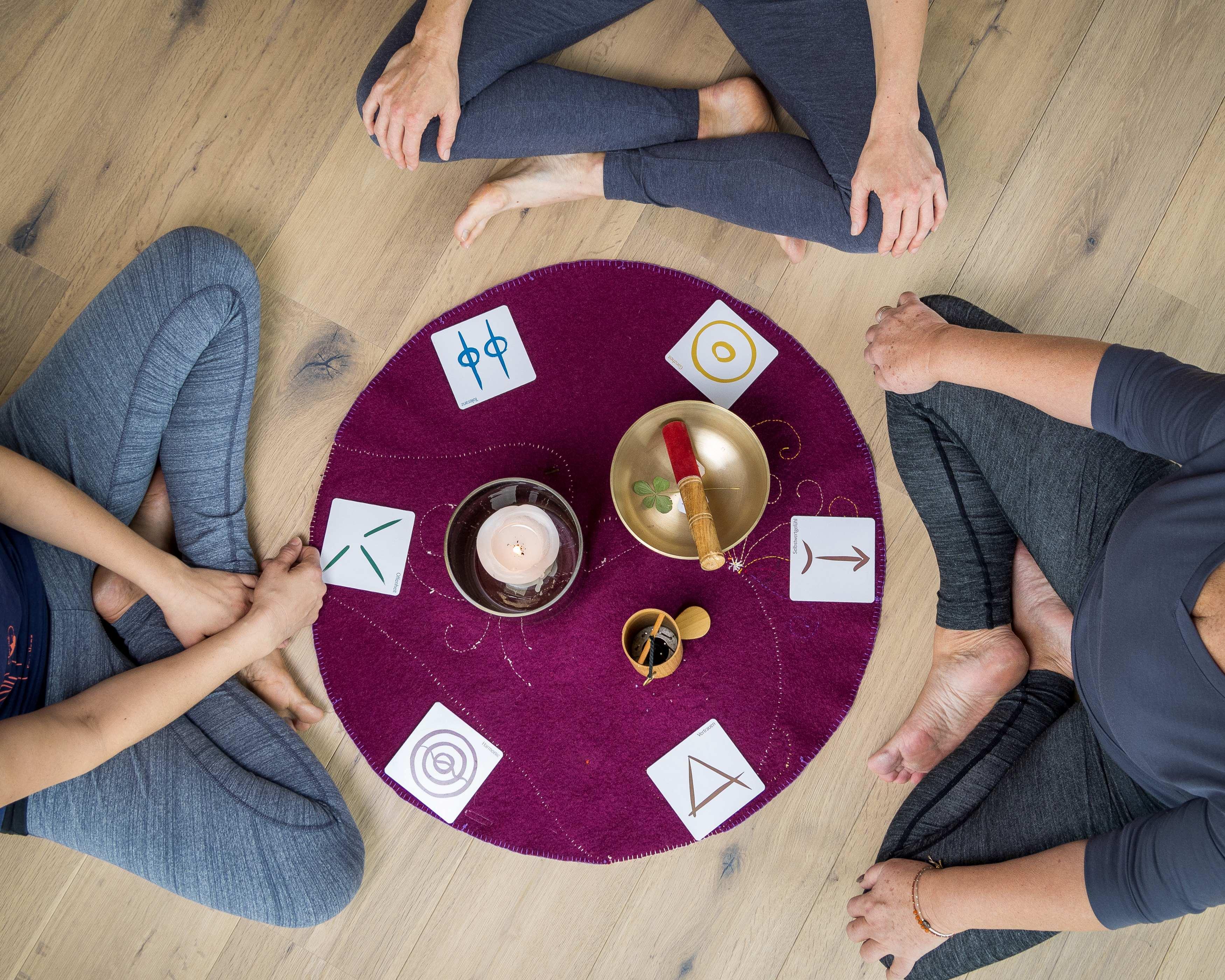 Yoga mit Klangschale *
