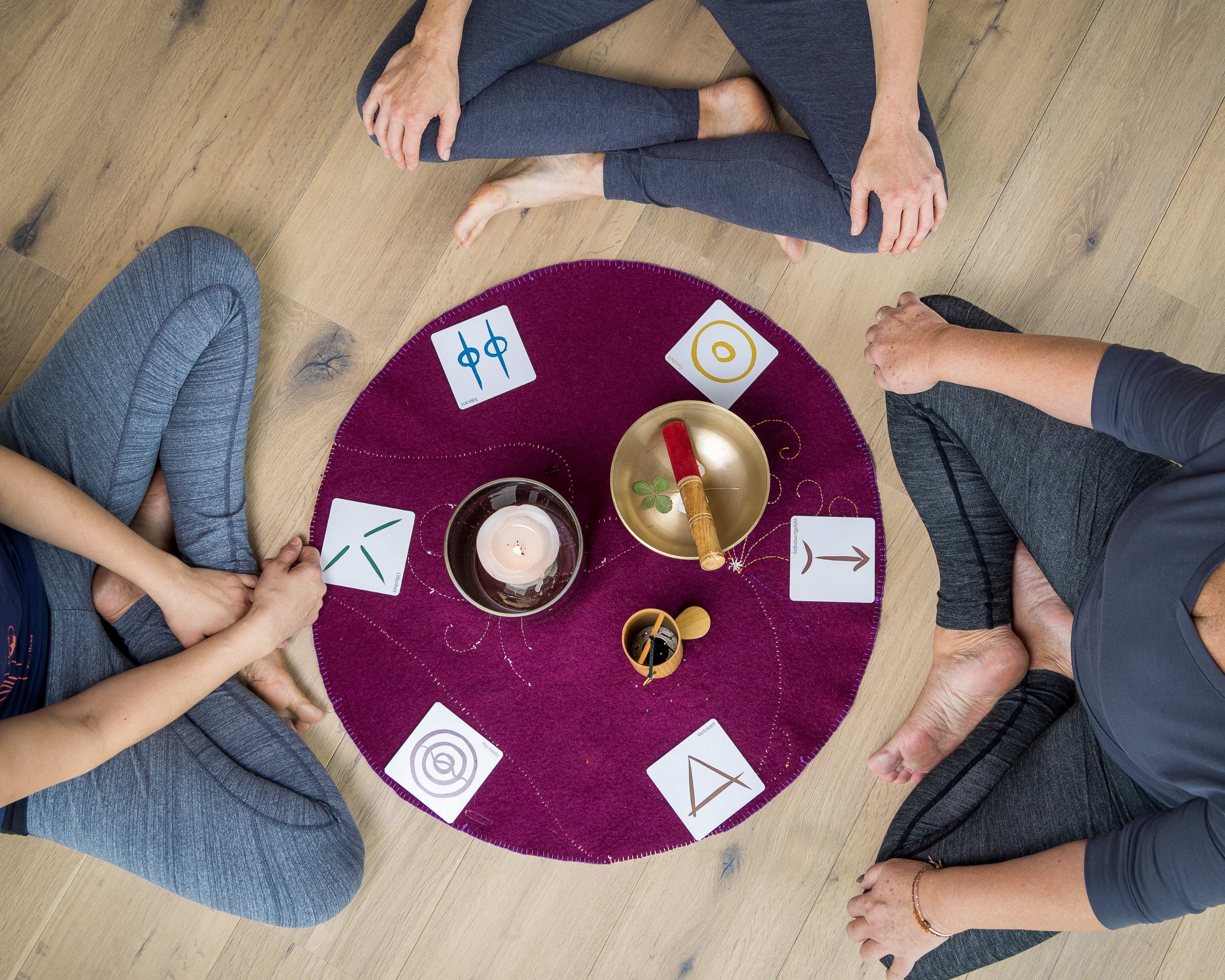 Yoga mit Klangschale *