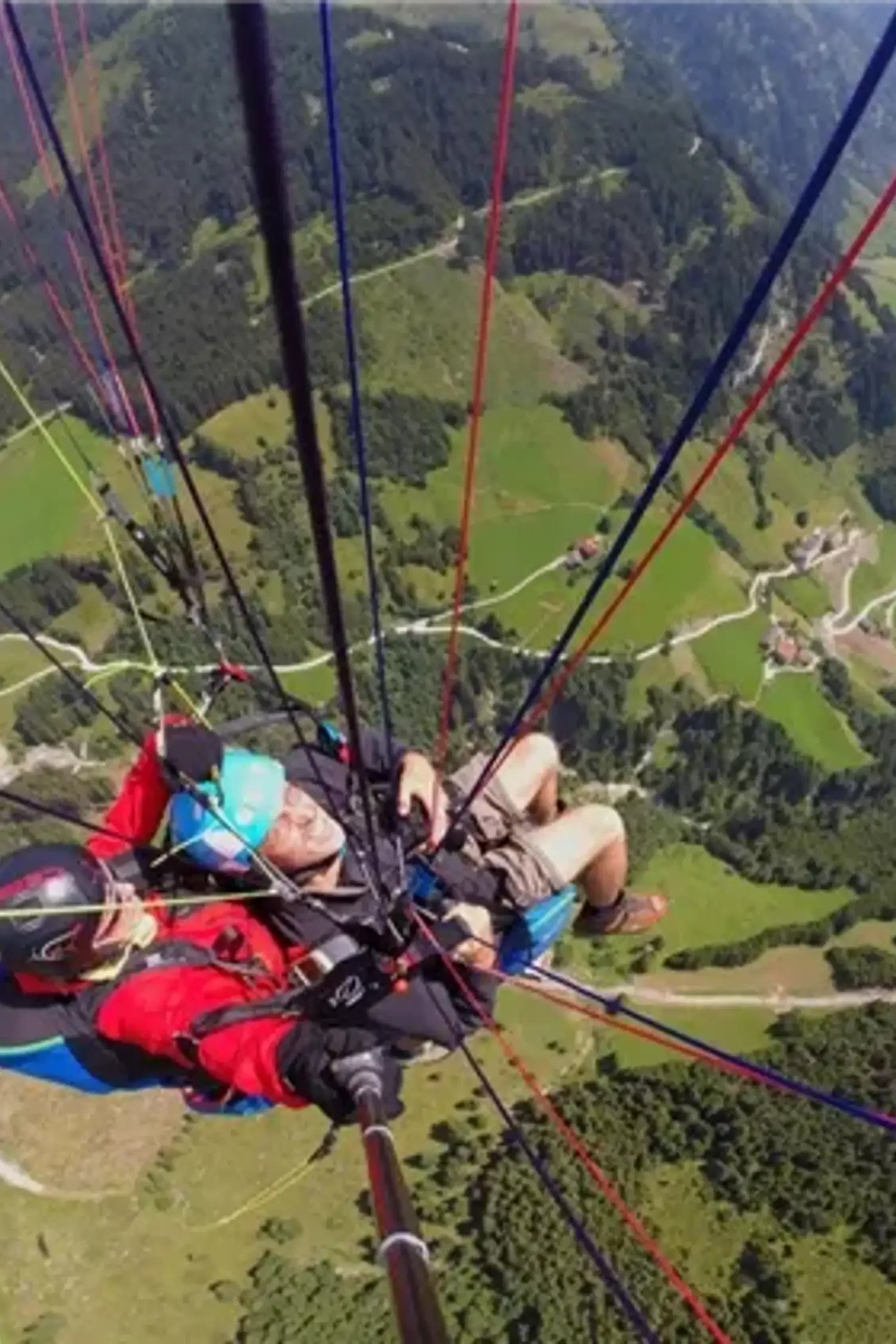 BERG-GESUND Tandem Paragliding Flight
