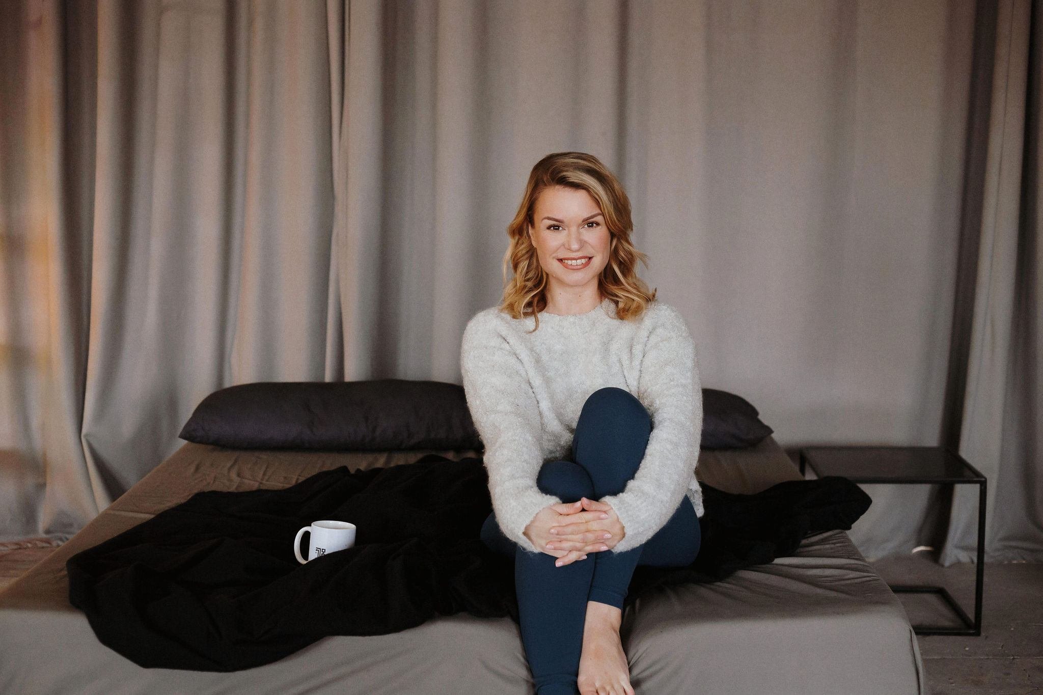 SLOW FLOW & RESTORATIVE YOGA & STRETCH