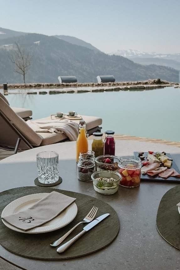 Breakfast basket lake and mountain suites