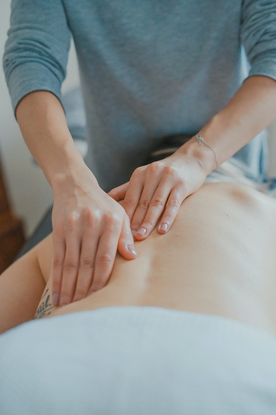 Teil- und Ganzkörpermassage