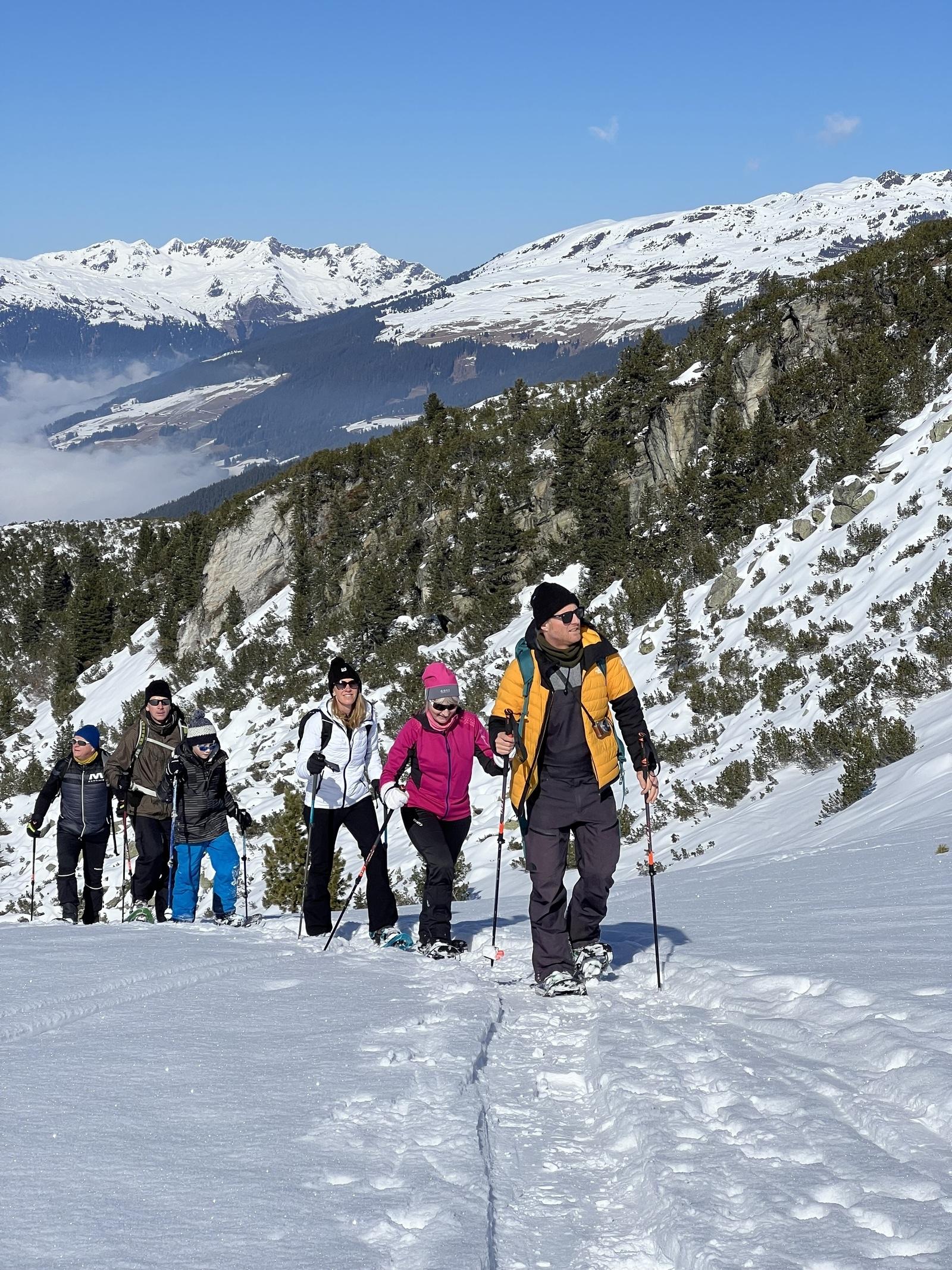 Schneeschuhwanderung mit Nili (ev. Kosten für Liftticket)