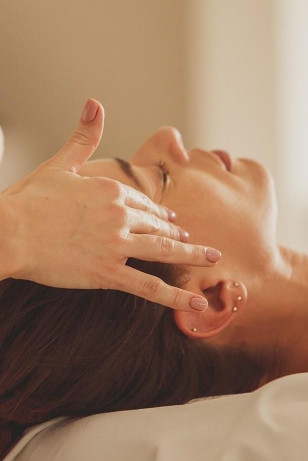 Gesichtsmassage