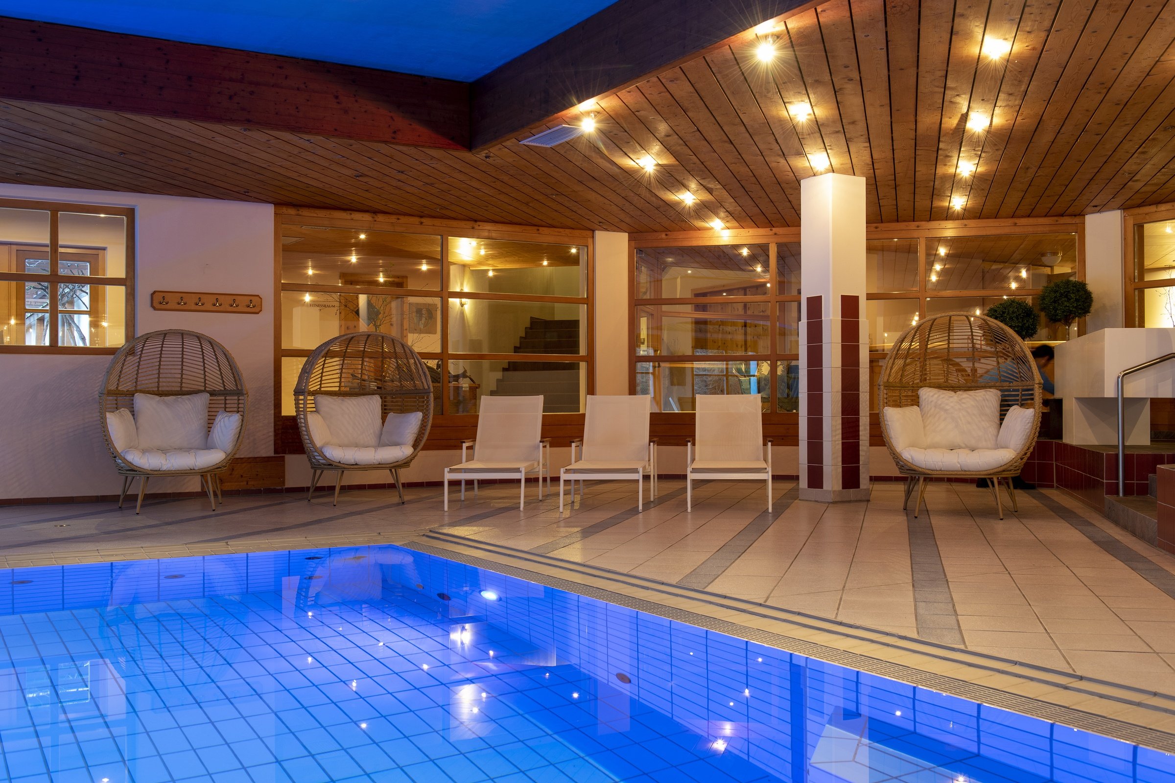 Hallenbad & Freibad