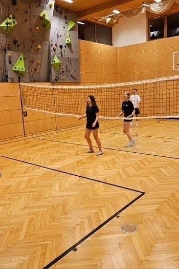 TEENS "Volleyball"