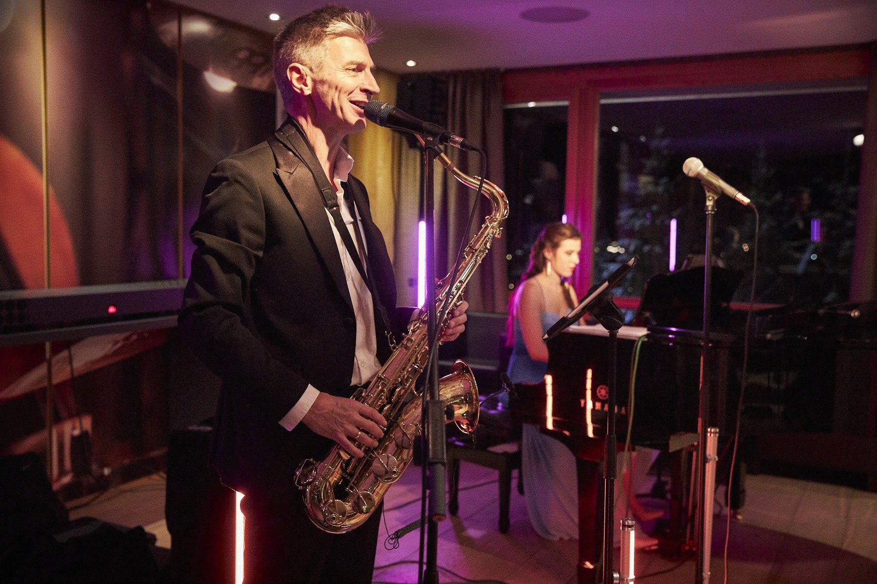 Live Act | O-Tones