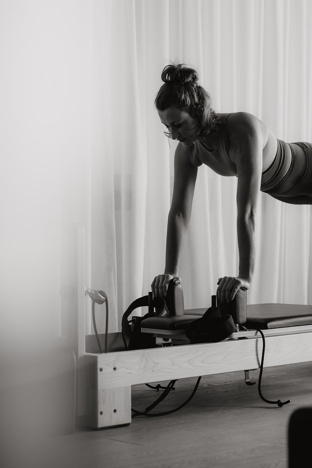 Reformer Pilates - Reformer Strong