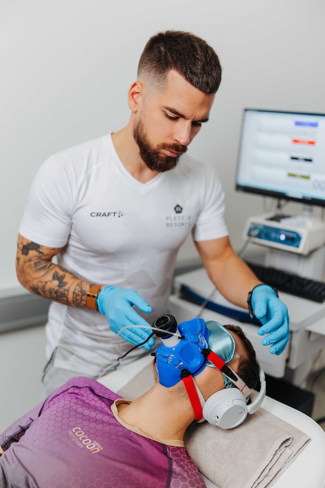 Basal metabolic rate measurement using spirometry
