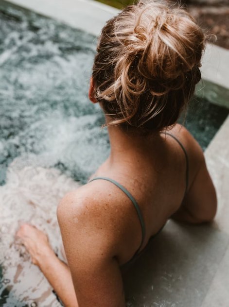 💦 Rilassatevi nella vasca idromassaggio dell'Hotel Alle Piramidi 💦