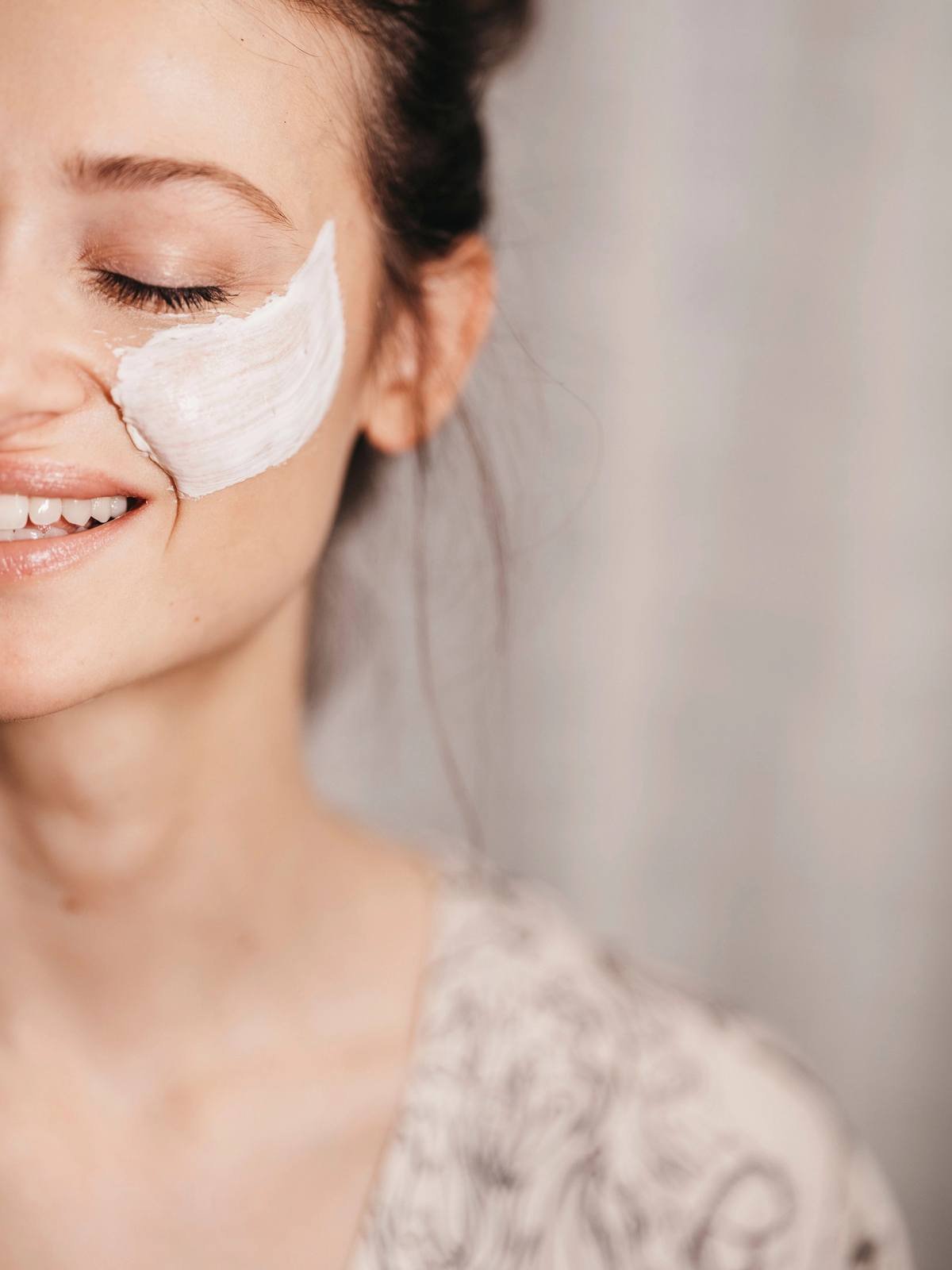 Gesichtsbehandlungen - !QMS Cosmetics