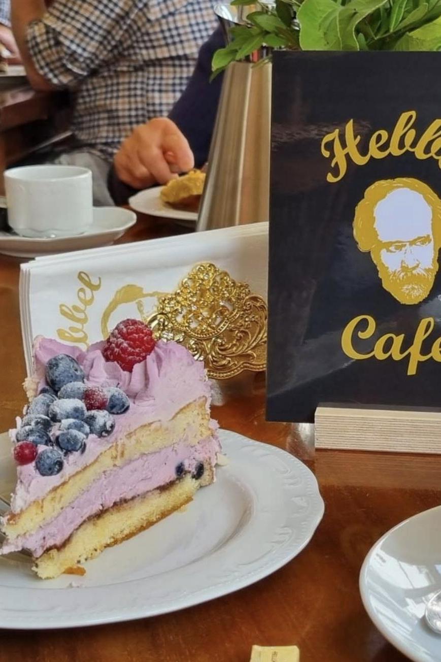 Hebbel Café