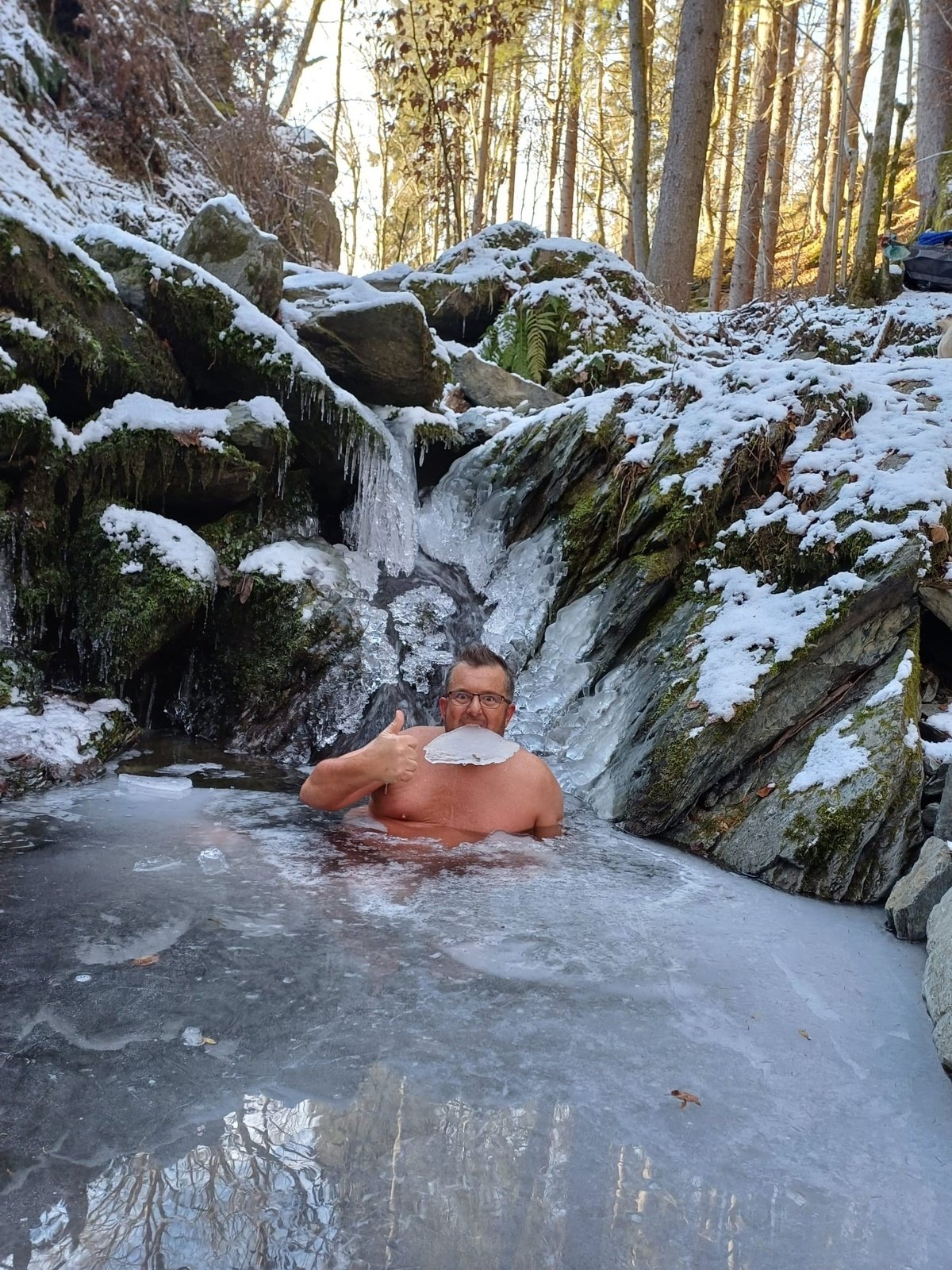 "Eisbaden für Einsteiger" - mehr als ein Sprung ins kalte Wasser... mit Mag. Mario Oberstrass *