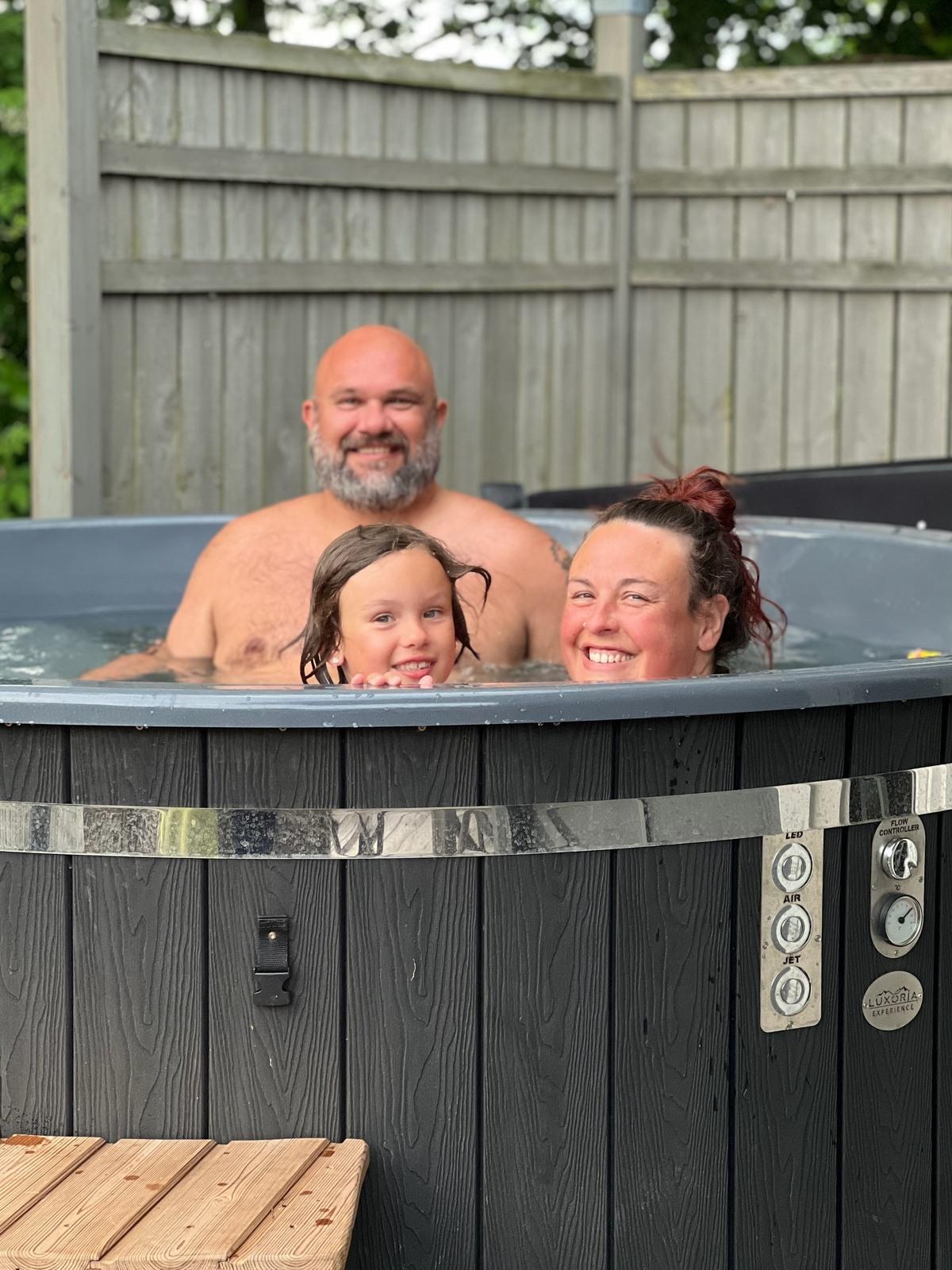 Info
Hot Tub