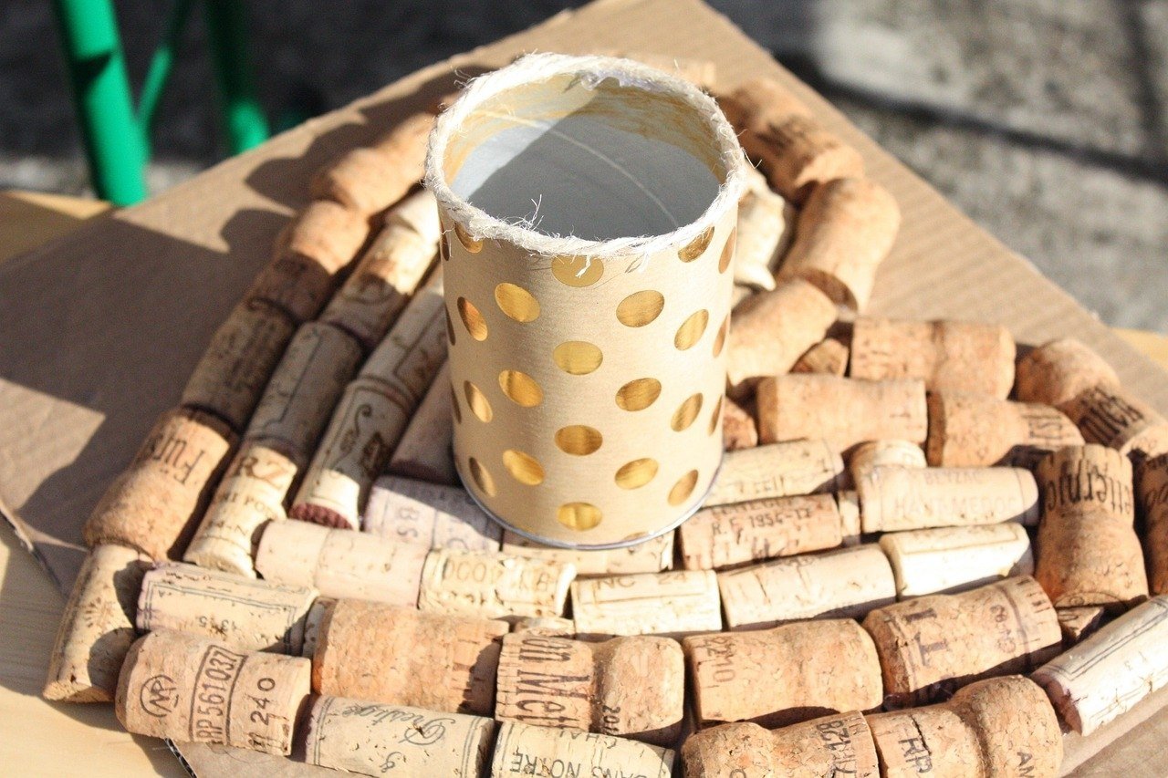 Upcycling-Werkstatt: Kreatives Gestalten mit Alltagsgegenständen ♻️🛠️