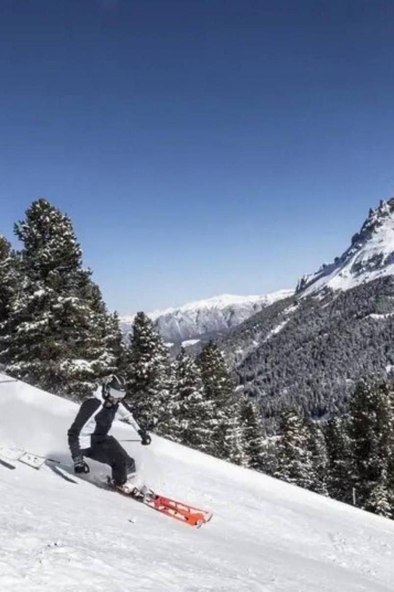 Ski- Verleih