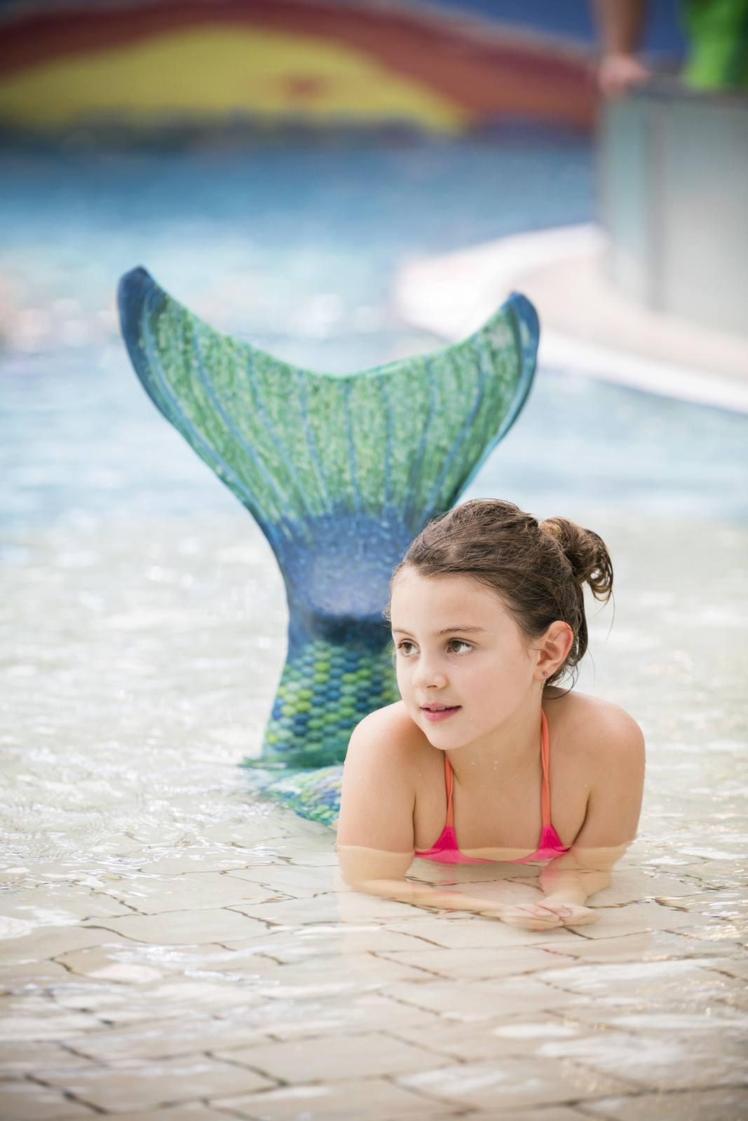 Mermaid sniffing