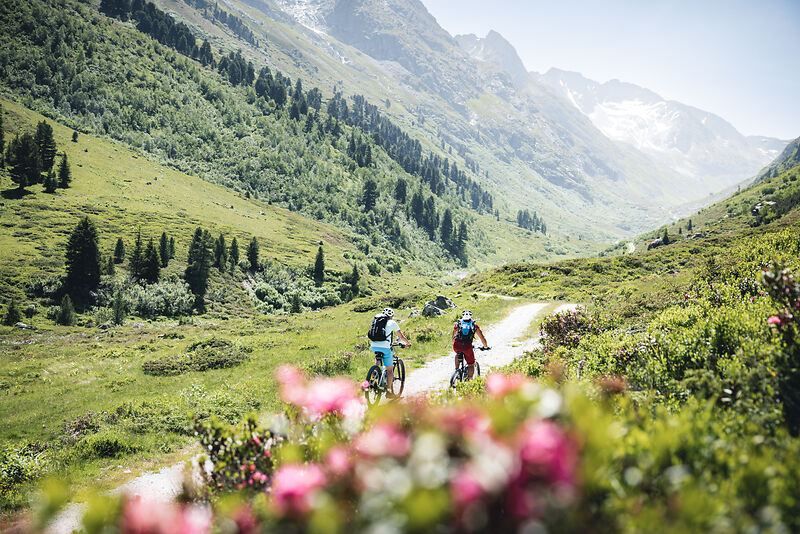 Geführte E-Bike & Hike Tour